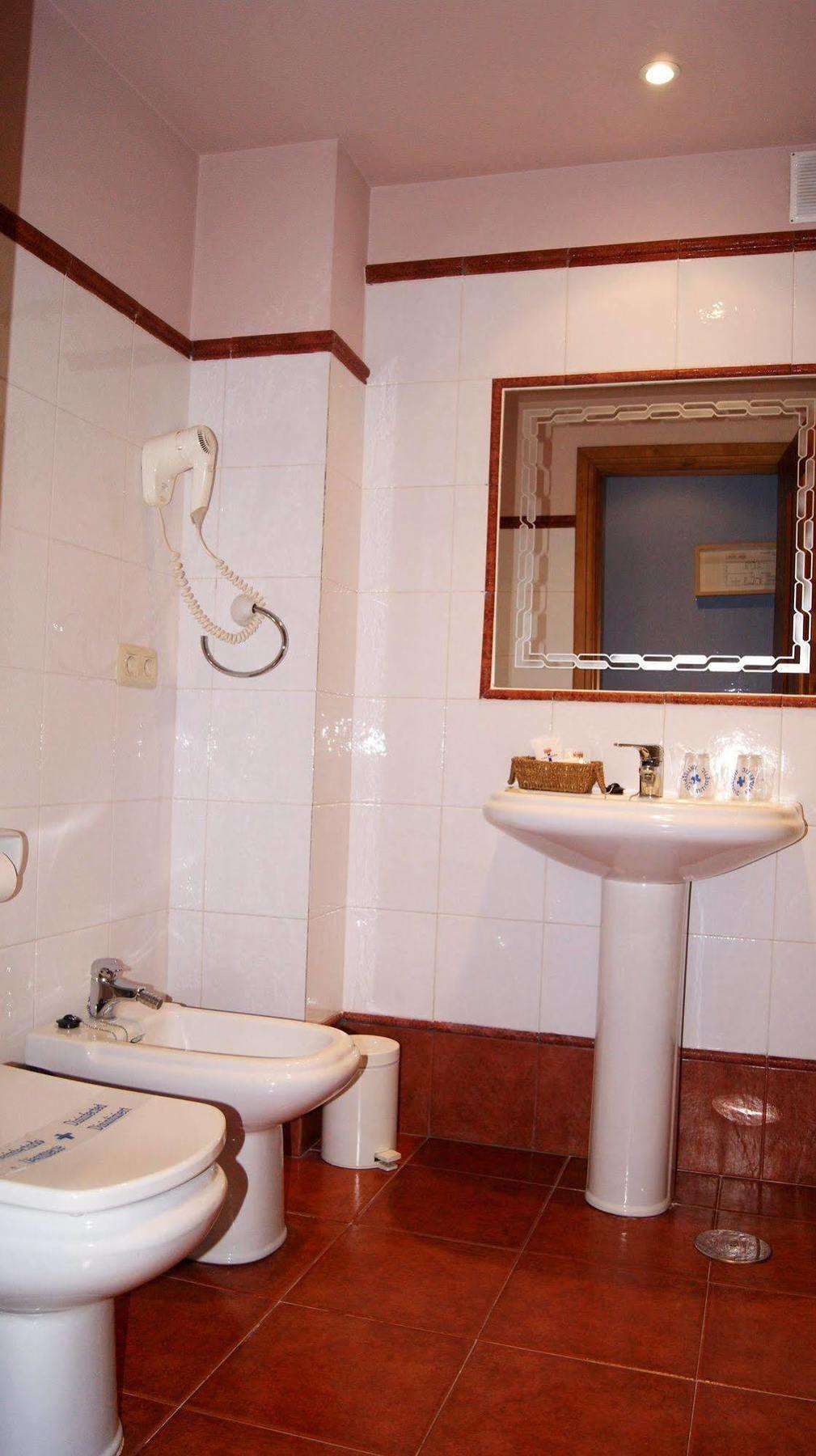 Hotel El Conventin Villaviciosa  Esterno foto