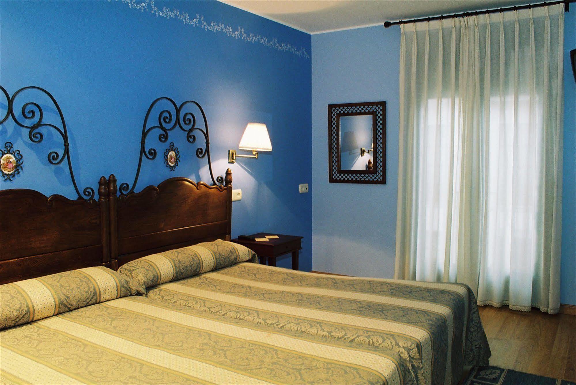 Hotel El Conventin Villaviciosa  Esterno foto