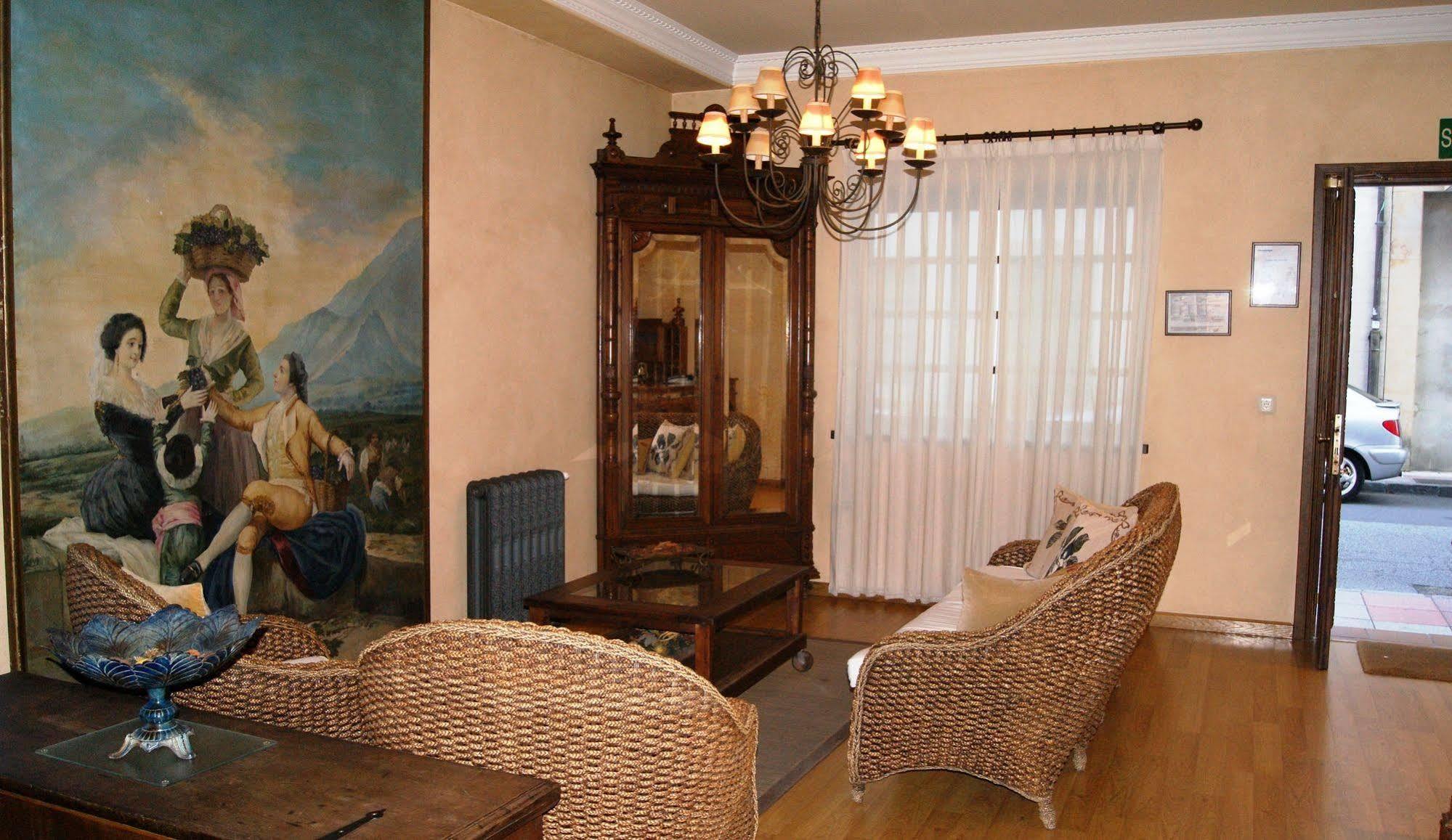 Hotel El Conventin Villaviciosa  Esterno foto